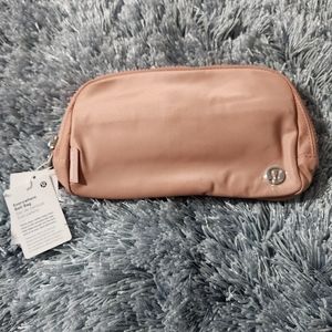 Lululemon Everywhere Belt Bag 1L Pink Pastel